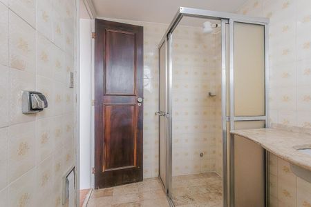 Apartamento para alugar com 133m², 3 quartos e sem vagaBanheiro da Suíte