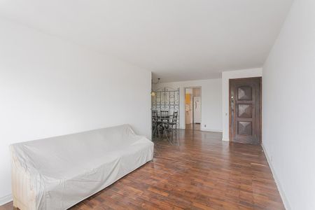 Apartamento para alugar com 133m², 3 quartos e sem vagaSala