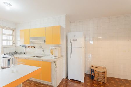 Apartamento para alugar com 133m², 3 quartos e sem vagaCozinha