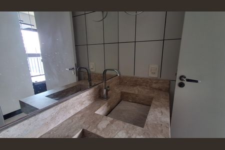 Apartamento para alugar com 71m², 3 quartos e 2 vagas Apartamento para alugar com 71m², 3 quartos e 2 vagasBanheiro Social