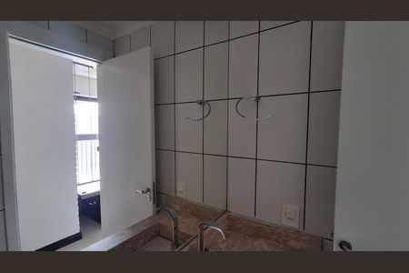 Apartamento para alugar com 71m², 3 quartos e 2 vagas Apartamento para alugar com 71m², 3 quartos e 2 vagasBanheiro Social