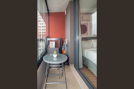 Studio à venda com 25m², 1 quarto e sem vaga Studio à venda com 25m², 1 quarto e sem vagaVaranda