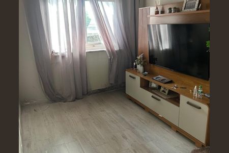 Sala de casa para alugar com 2 quartos, 60m² em Jacutinga, Mesquita
