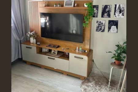 Sala de casa para alugar com 2 quartos, 60m² em Jacutinga, Mesquita