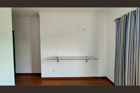 Casa de condomínio para alugar com 230m², 3 quartos e 4 vagas Casa de condomínio para alugar com 230m², 3 quartos e 4 vagasSuíte 2