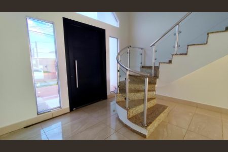 Casa de condomínio para alugar com 230m², 3 quartos e 4 vagas Casa de condomínio para alugar com 230m², 3 quartos e 4 vagasSala
