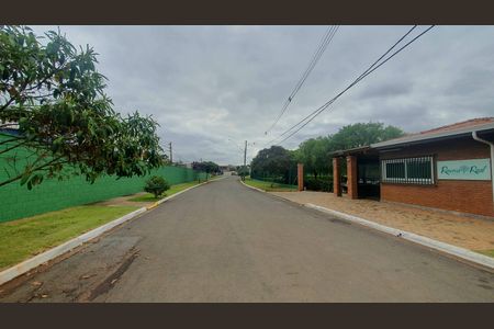 Casa de condomínio para alugar com 230m², 3 quartos e 4 vagas Casa de condomínio para alugar com 230m², 3 quartos e 4 vagasFachada