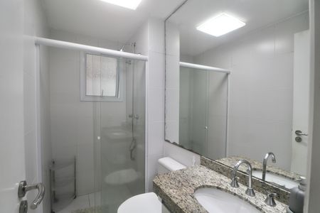 Apartamento para alugar com 125m², 3 quartos e 2 vagas Apartamento para alugar com 125m², 3 quartos e 2 vagasBanheiro Social