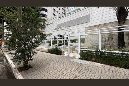 Apartamento para alugar com 125m², 3 quartos e 2 vagas Apartamento para alugar com 125m², 3 quartos e 2 vagasFachada