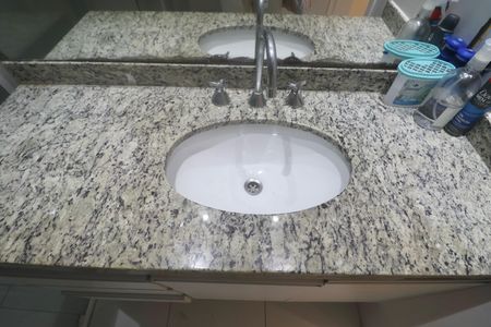 Apartamento para alugar com 125m², 3 quartos e 2 vagas Apartamento para alugar com 125m², 3 quartos e 2 vagasBanheiro Suíte