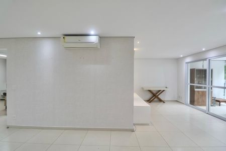 Apartamento para alugar com 125m², 3 quartos e 2 vagas Apartamento para alugar com 125m², 3 quartos e 2 vagasSala