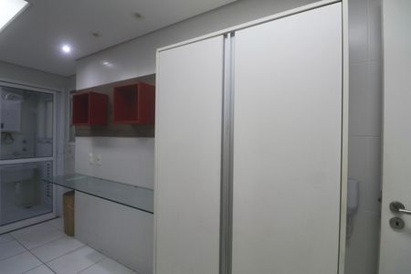 Apartamento para alugar com 125m², 3 quartos e 2 vagas Apartamento para alugar com 125m², 3 quartos e 2 vagasCozinha