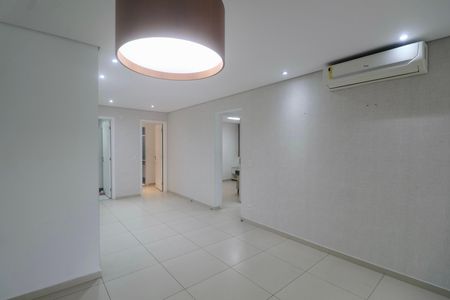 Apartamento para alugar com 125m², 3 quartos e 2 vagas Apartamento para alugar com 125m², 3 quartos e 2 vagasSala
