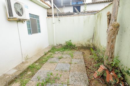 Casa para alugar com 70m², 2 quartos e sem vagaQuintal