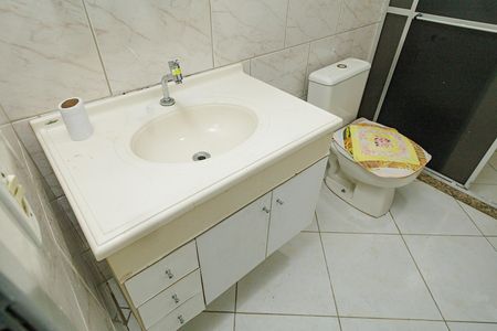 Casa para alugar com 70m², 2 quartos e sem vagaBanheiro