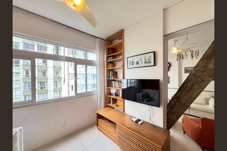 Apartamento para alugar com 95m², 3 quartos e 1 vaga Apartamento para alugar com 95m², 3 quartos e 1 vagaSala
