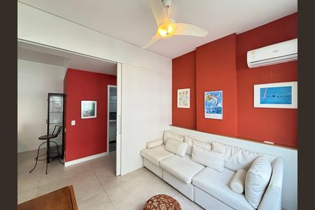 Apartamento para alugar com 95m², 3 quartos e 1 vaga Apartamento para alugar com 95m², 3 quartos e 1 vagaSala