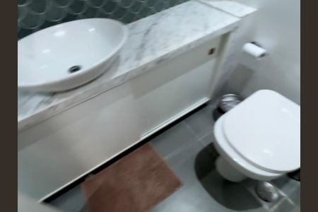 Apartamento para alugar com 95m², 3 quartos e 1 vaga Apartamento para alugar com 95m², 3 quartos e 1 vagaBanheiro social