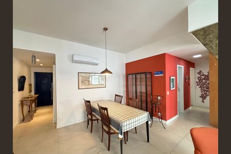 Apartamento para alugar com 95m², 3 quartos e 1 vaga Apartamento para alugar com 95m², 3 quartos e 1 vagaSala