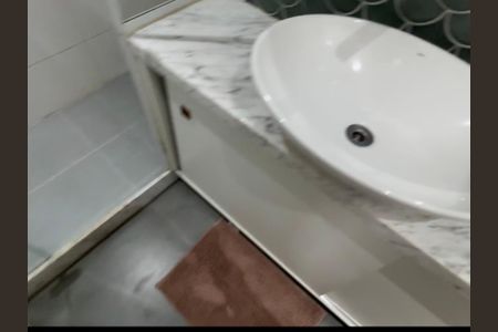 Apartamento para alugar com 95m², 3 quartos e 1 vaga Apartamento para alugar com 95m², 3 quartos e 1 vagaBanheiro social
