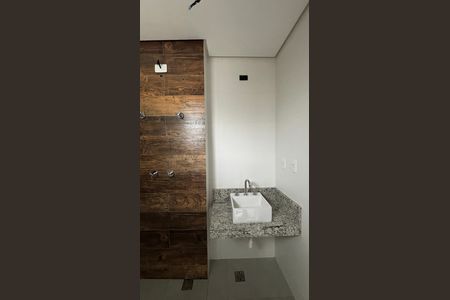Apartamento à venda com 65m², 2 quartos e 1 vaga Apartamento à venda com 65m², 2 quartos e 1 vagaBanheiro da Suíte