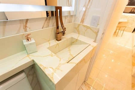 Apartamento à venda com 54m², 2 quartos e 1 vaga Apartamento à venda com 54m², 2 quartos e 1 vagaBanheiro