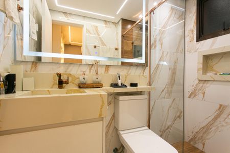 Apartamento à venda com 54m², 2 quartos e 1 vaga Apartamento à venda com 54m², 2 quartos e 1 vagaBanheiro da Suite
