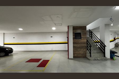 Apartamento à venda com 101m², 2 quartos e 2 vagas Apartamento à venda com 101m², 2 quartos e 2 vagasGaragem