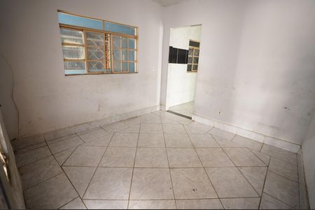 Apartamento para alugar com 3 quartos, 80m² em L-1, Qd79 - Vila Redencao, Goiânia