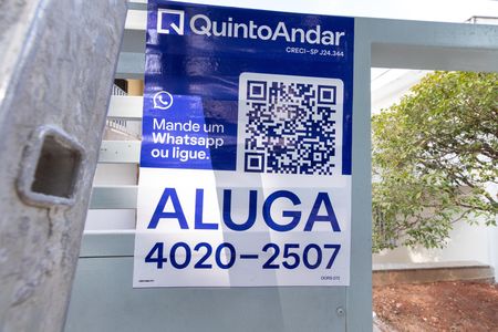Casa para alugar com 70m², 1 quarto e 3 vagas Casa para alugar com 70m², 1 quarto e 3 vagasPlaquinha
