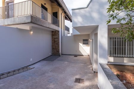 Casa para alugar com 70m², 1 quarto e 3 vagas Casa para alugar com 70m², 1 quarto e 3 vagasGaragem