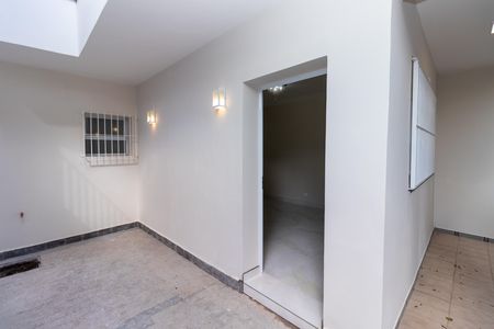 Casa para alugar com 70m², 1 quarto e 3 vagas Casa para alugar com 70m², 1 quarto e 3 vagasGaragem
