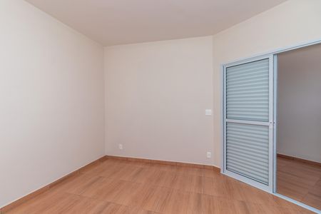 Casa para alugar com 70m², 1 quarto e 3 vagas Casa para alugar com 70m², 1 quarto e 3 vagasQuarto