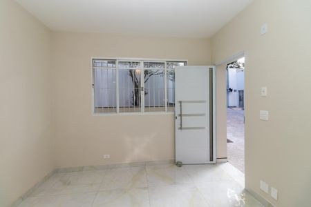 Casa para alugar com 70m², 1 quarto e 3 vagas Casa para alugar com 70m², 1 quarto e 3 vagasSala