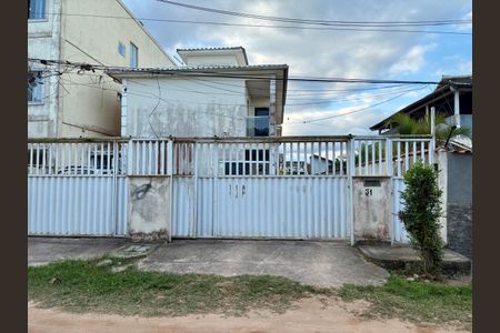 Casa para alugar com 110m², 3 quartos e 1 vaga Casa para alugar com 110m², 3 quartos e 1 vagaFachada