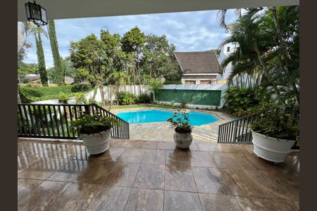 Casa à venda com 940m², 10 quartos e 9 vagasÁrea externa
