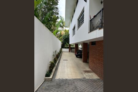Casa à venda com 940m², 10 quartos e 9 vagasÁrea externa