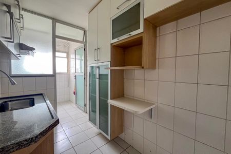 Apartamento à venda com 65m², 2 quartos e 1 vaga Apartamento à venda com 65m², 2 quartos e 1 vagaCozinha