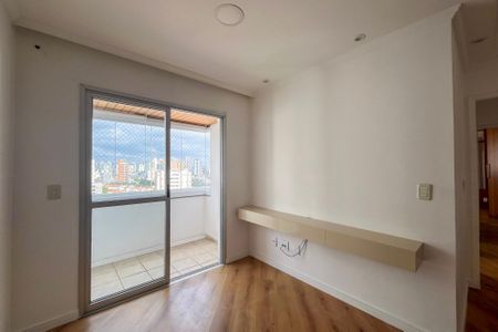 Sala de apartamento à venda com 2 quartos, 65m² em Vila Gumercindo, São Paulo
