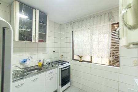 Casa para alugar com 98m², 2 quartos e 2 vagas Casa para alugar com 98m², 2 quartos e 2 vagasCozinha