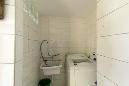 Casa para alugar com 98m², 2 quartos e 2 vagas Casa para alugar com 98m², 2 quartos e 2 vagasÁrea de Serviço