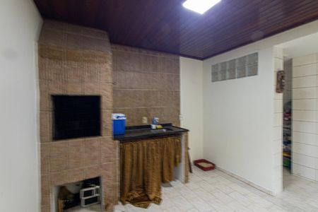 Casa para alugar com 98m², 2 quartos e 2 vagas Casa para alugar com 98m², 2 quartos e 2 vagasChurrasqueira
