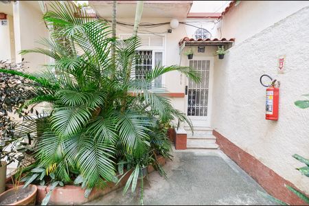 Casa para alugar com 115m², 2 quartos e sem vagaFachada