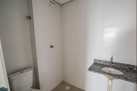 Apartamento para alugar com 40m², 2 quartos e 1 vaga Apartamento para alugar com 40m², 2 quartos e 1 vagaBanheiro