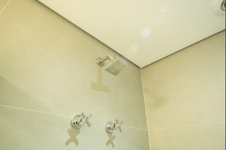 Apartamento à venda com 64m², 2 quartos e 1 vaga Apartamento à venda com 64m², 2 quartos e 1 vagaBanheiro da Suíte