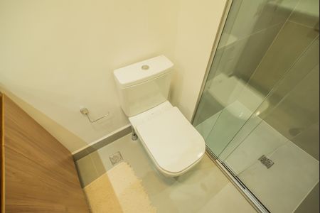 Apartamento à venda com 64m², 2 quartos e 1 vaga Apartamento à venda com 64m², 2 quartos e 1 vagaBanheiro