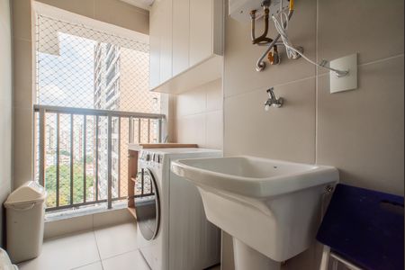 Apartamento à venda com 64m², 2 quartos e 1 vaga Apartamento à venda com 64m², 2 quartos e 1 vagaÁrea de Serviço