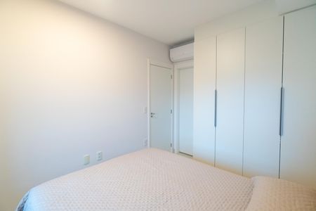 Suíte de apartamento para alugar com 2 quartos, 64m² em Vila Clementino, São Paulo