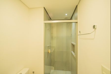 Apartamento à venda com 64m², 2 quartos e 1 vaga Apartamento à venda com 64m², 2 quartos e 1 vagaBanheiro da Suíte