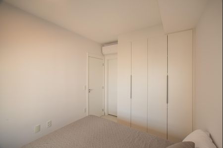 Apartamento à venda com 64m², 2 quartos e 1 vaga Apartamento à venda com 64m², 2 quartos e 1 vagaSuíte